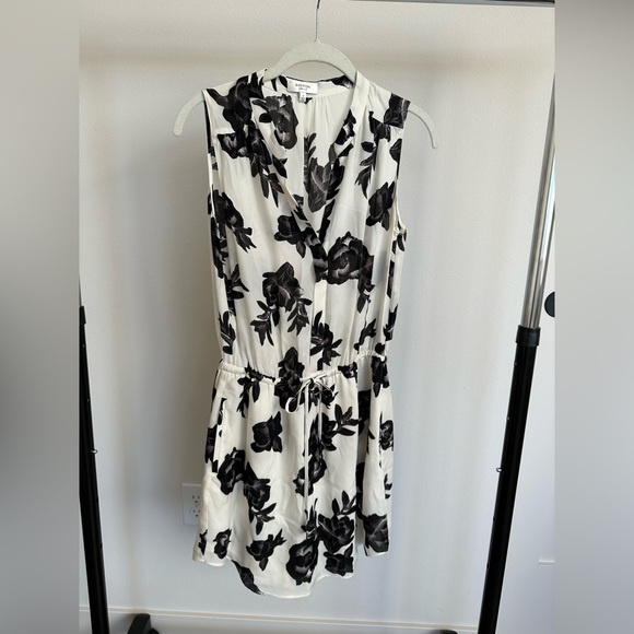 black formal wrap dress Gap Black Wrap Midi Dress main image 0